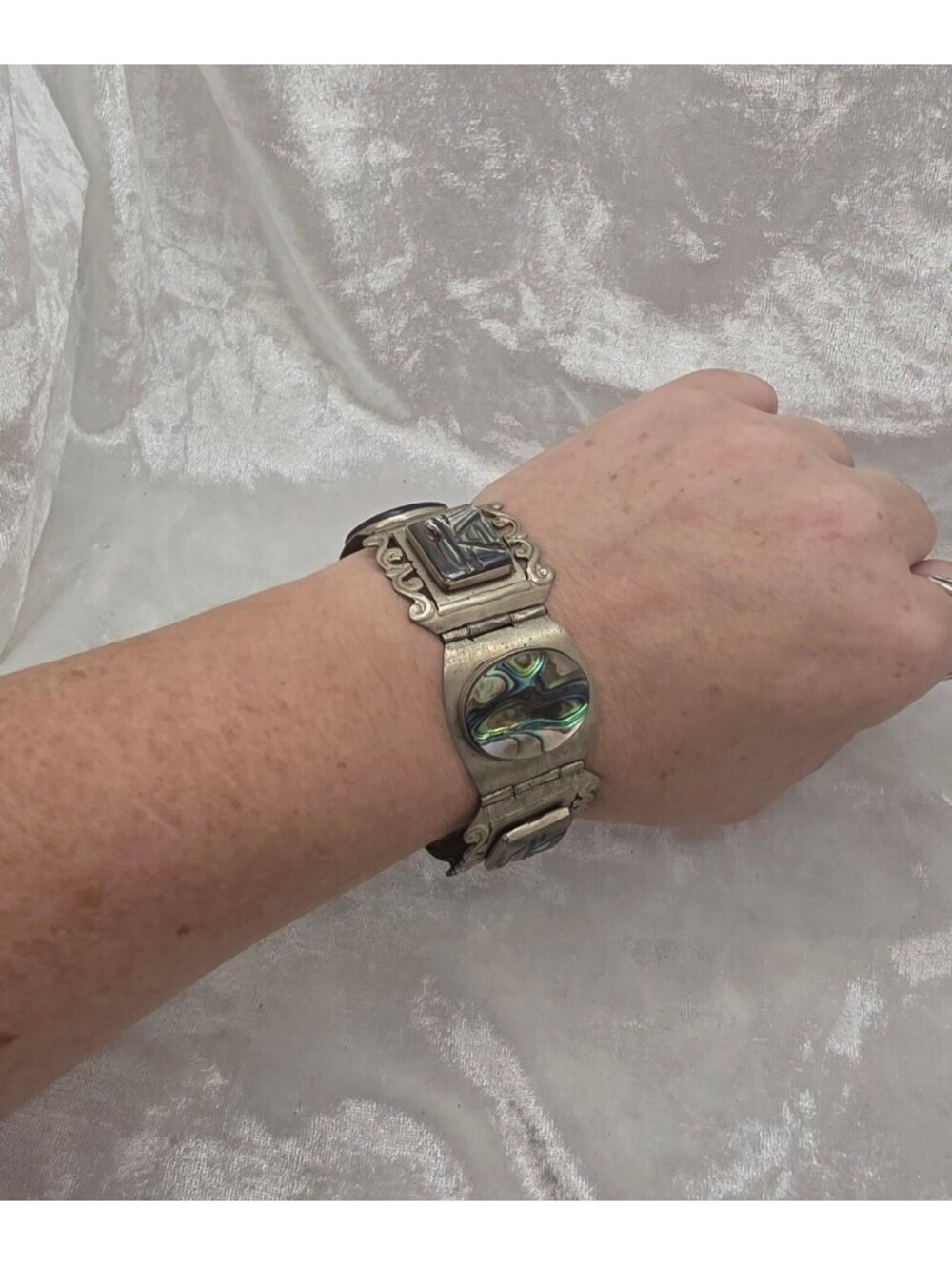 Vintage Abalone Shell Link Bracelet 6.75” Silver Tone Mexican Alpaca Style